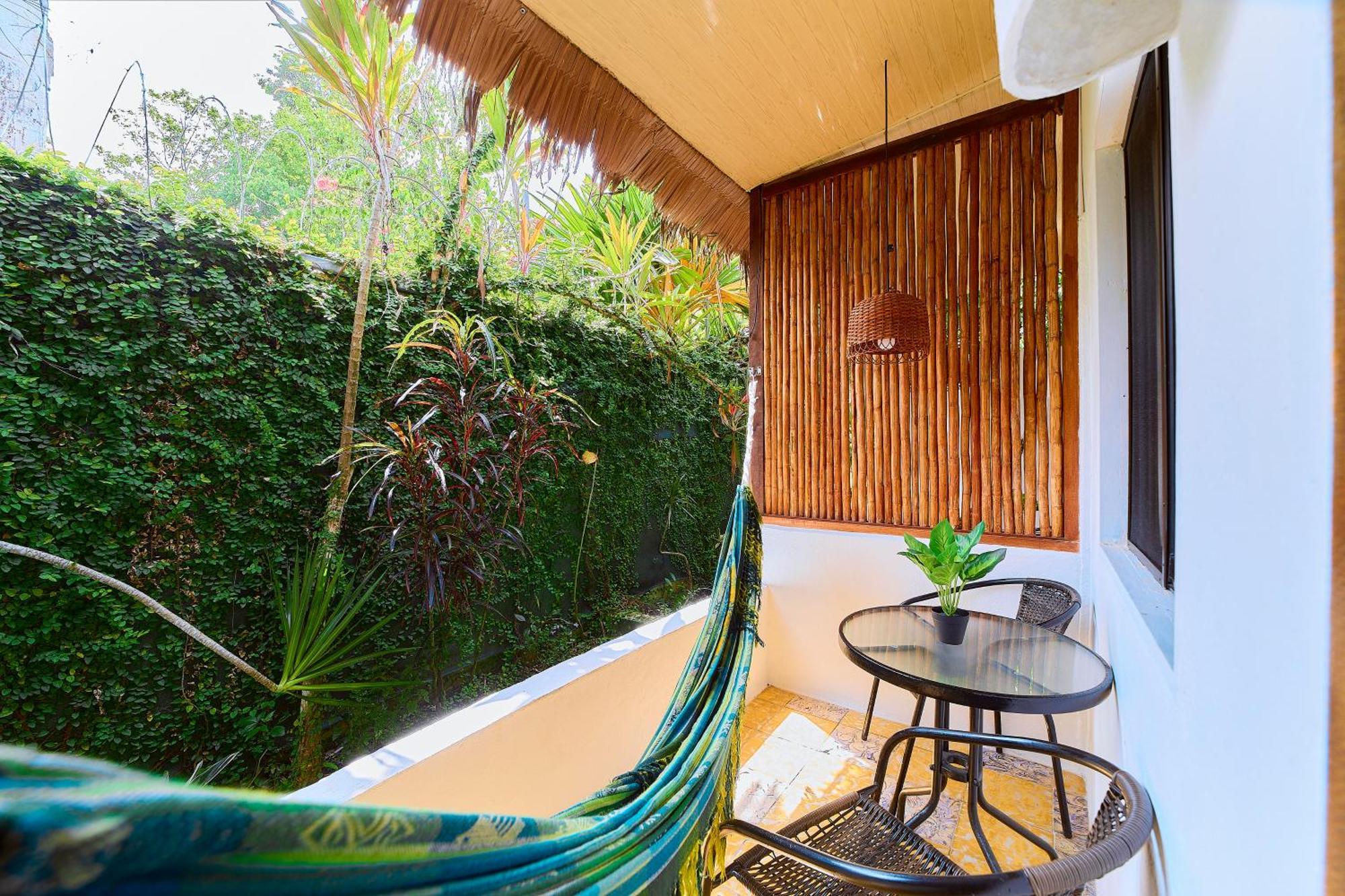 Cabinas Montesol Puerto Viejo de Talamanca ภายนอก รูปภาพ