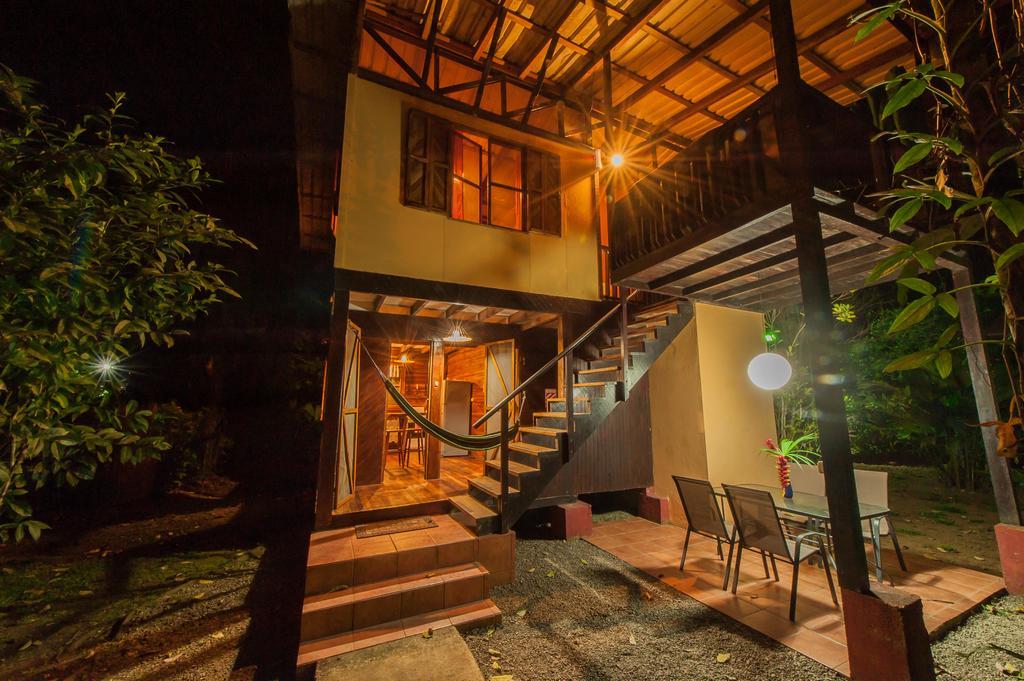 Cabinas Montesol Puerto Viejo de Talamanca ภายนอก รูปภาพ